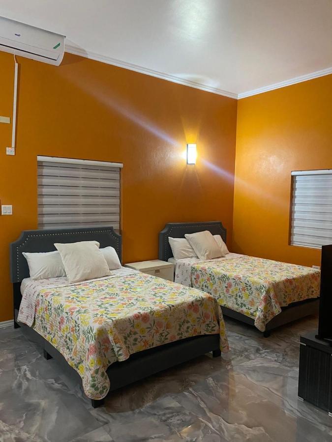 Paradise Cove Spanish Town ภายนอก รูปภาพ